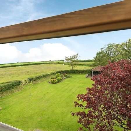 Kidwelly Farmhouse B&B Eksteriør bilde